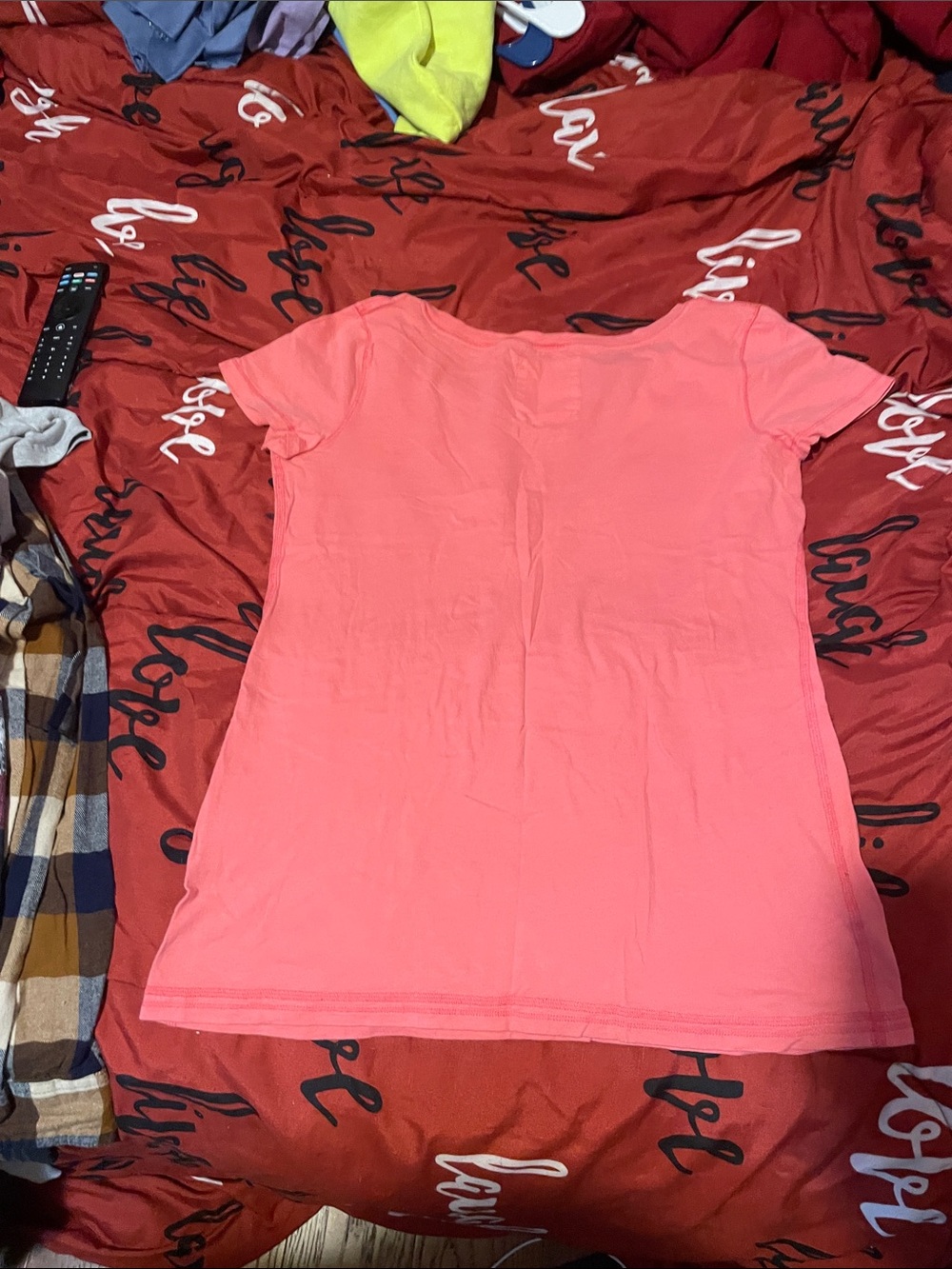 Hollister Women's V-Neck Tee — Coral - Picture 3 of 3